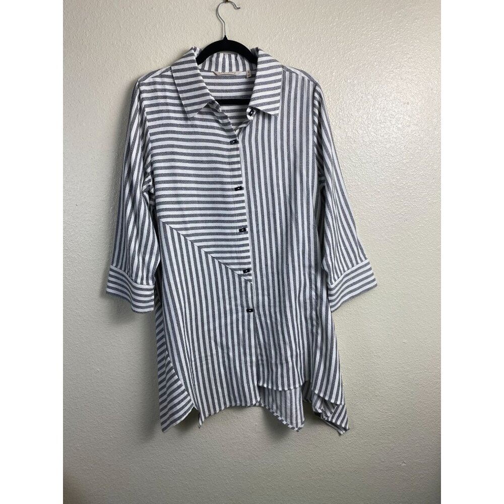 Soft Surroundings Long Sleeve Tunic Top Women size Medium lagenlook Asymmetrical